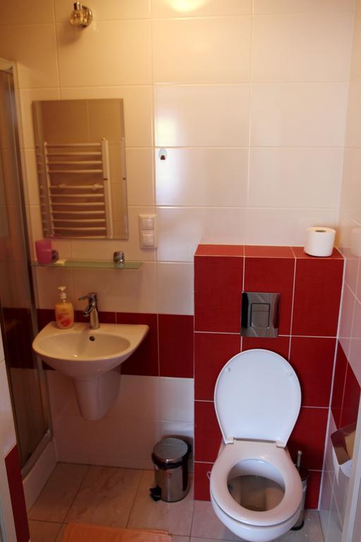 Zajazd Cobra Ostrów Mazowiecka Zimmer foto